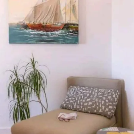 Antonia Трогир